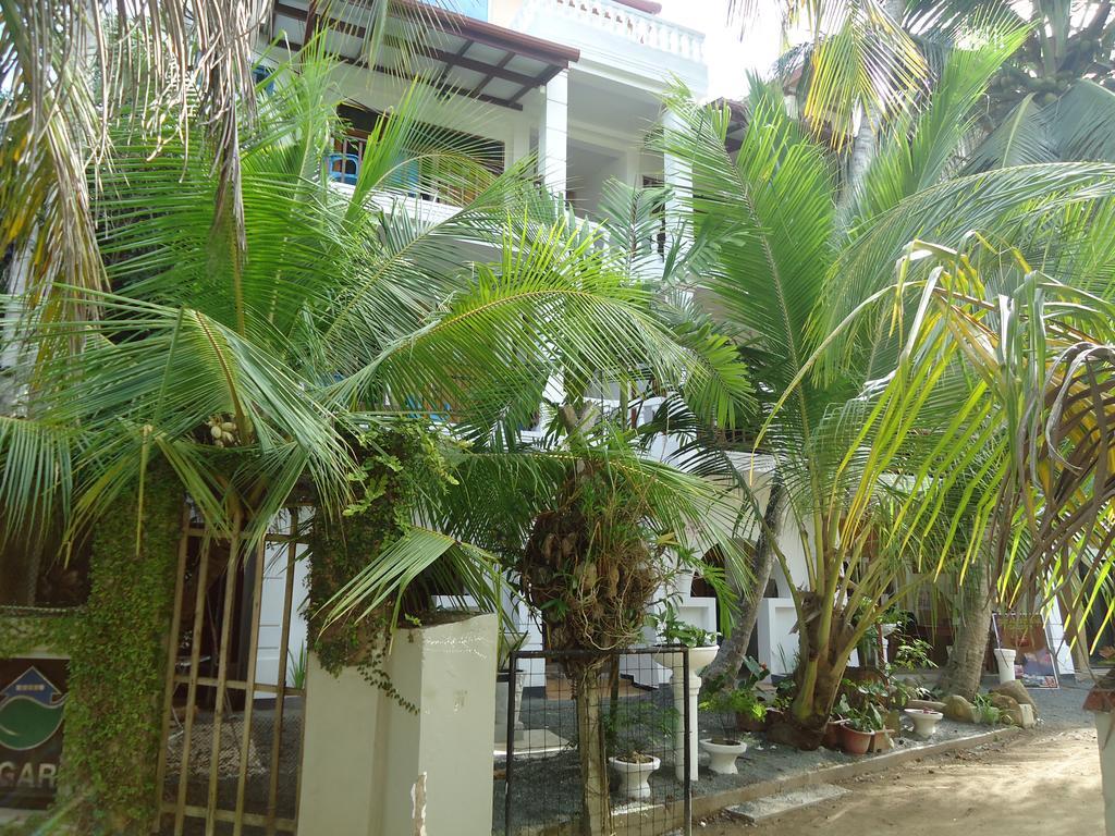 Sky Garden Mini Hotel Mirissa Exterior photo
